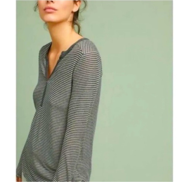 Anthropologie Akemi + Kin Top - Picture 2 of 7